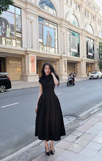 Oliver Pleated Midi Dress